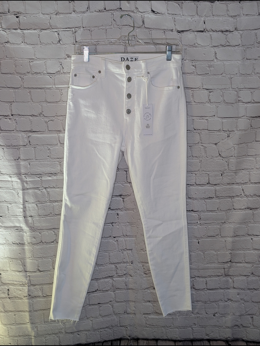 Daze Money Maker Women's High-Rise White Button-Fly Jeans 29 NWT